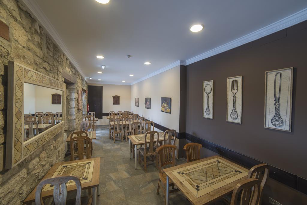 Albergue Turistico "La Fabrica" Tardajos Екстериор снимка